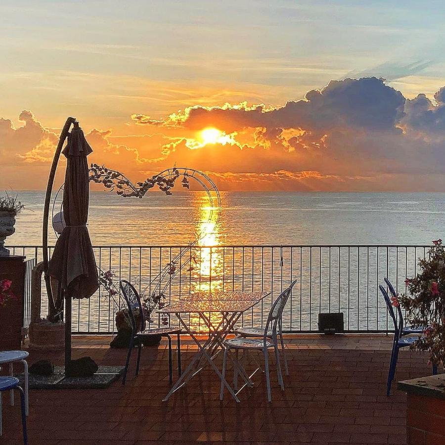 Made In Sicily Santa Tecla Bed & Breakfast Acireale Luaran gambar