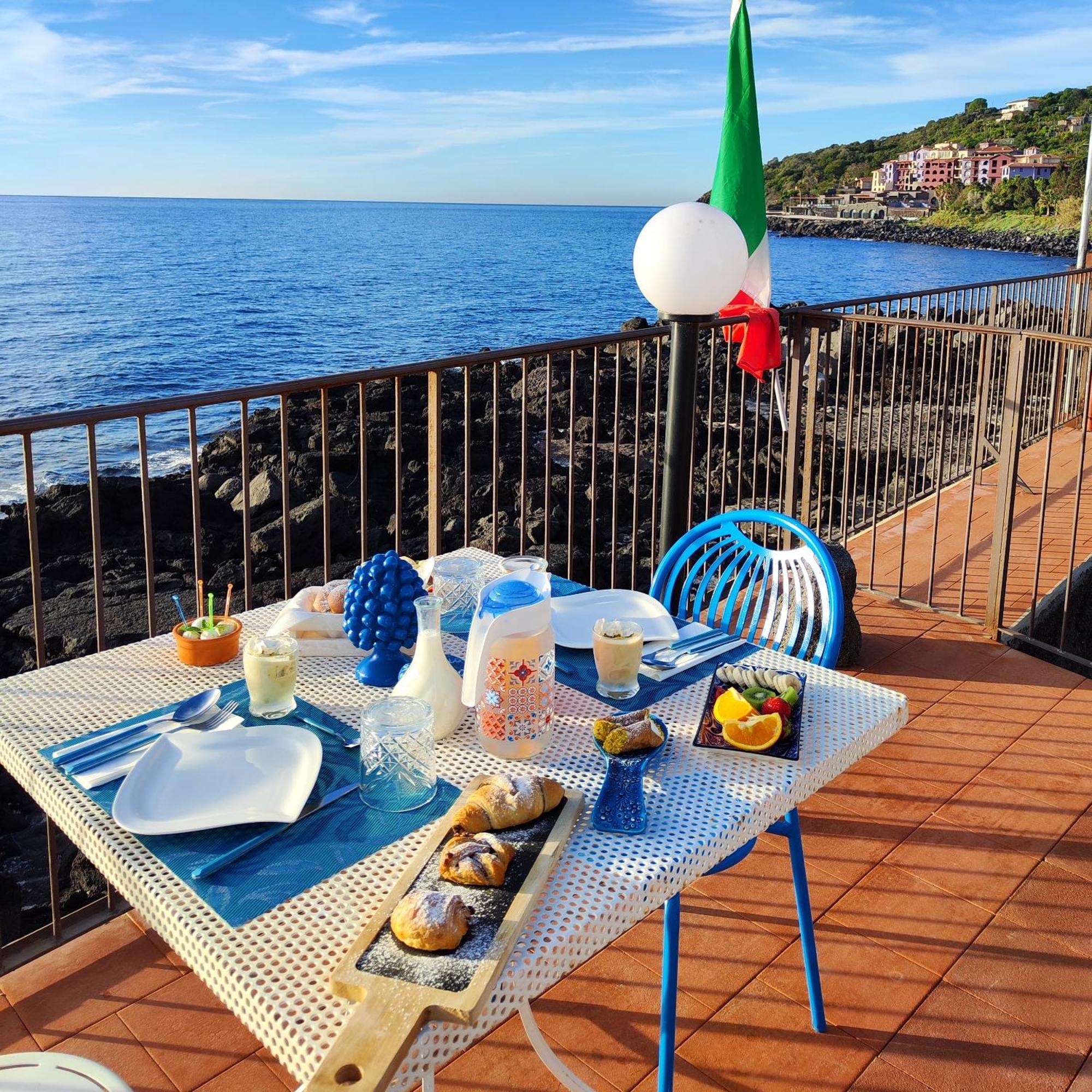 Made In Sicily Santa Tecla Bed & Breakfast Acireale Luaran gambar